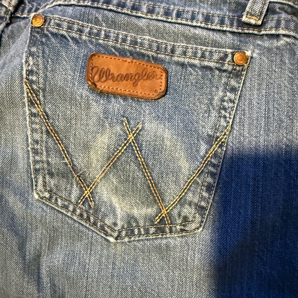 Wrangler Men's Classic Denim Jeans